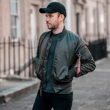 MEN'S CLOTHING