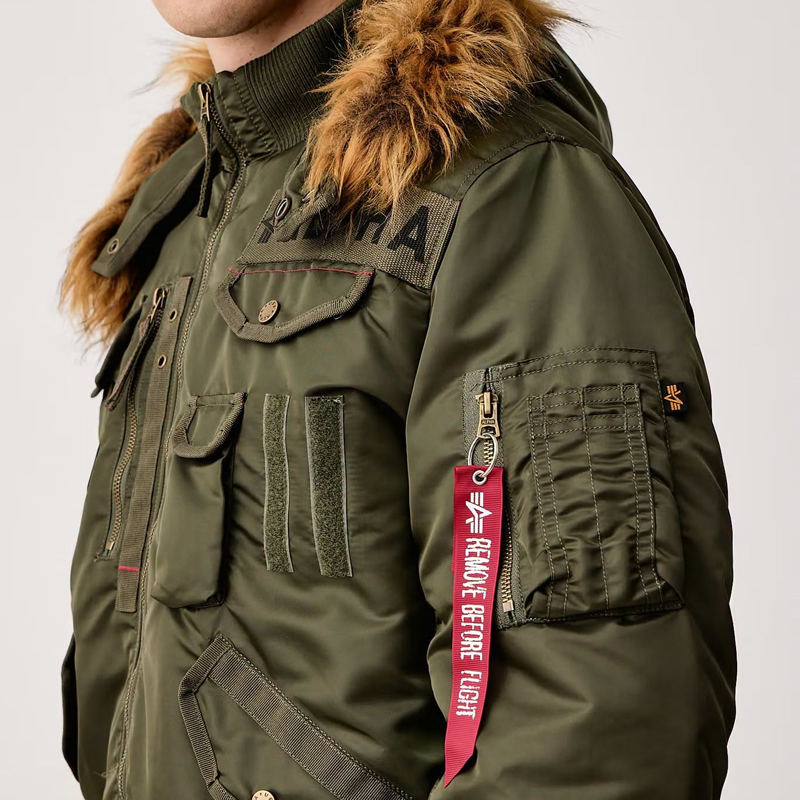 Alpha Industries Deflector: One of the winter season's most anticipated models is back!