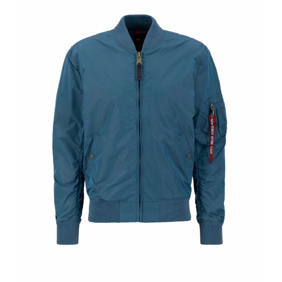 Pocket, ribbon, lining – this is how you recognise a true Alpha jacket